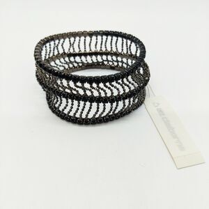 Liz Claiborne Women's Stretchy Black‎ Beaded Bracelet with Black Rhinestones New